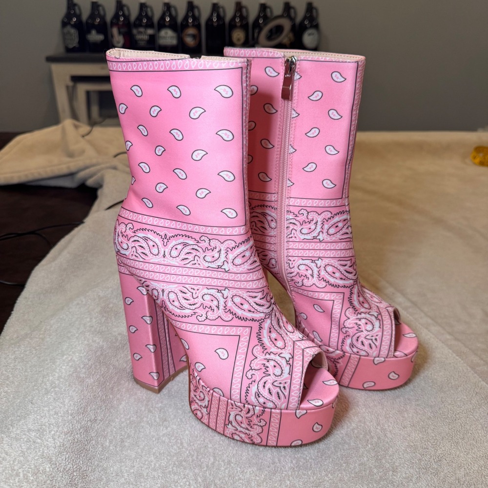 Azalea Wang Pink Bandana Paisley Peep Toe Platform Block Heel Boots Sz 8.5 - Picture 2 of 8